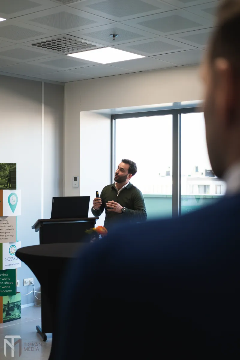 Gosselin Group tijdens Open Coffee netwerkevenement in professionele setting